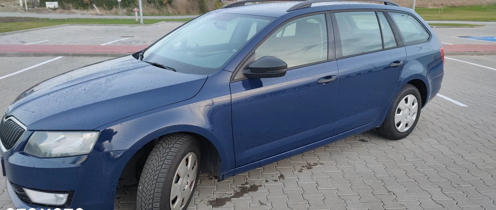 Skoda Octavia cena 26900 przebieg: 294000, rok produkcji 2013 z Koszalin małe 379